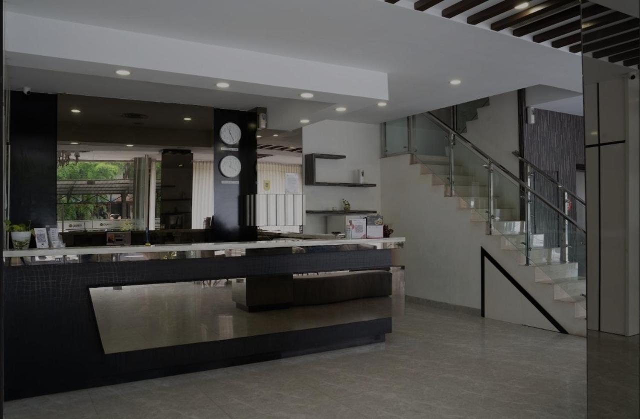 Osaka Hotel Batam Nagoya Kültér fotó