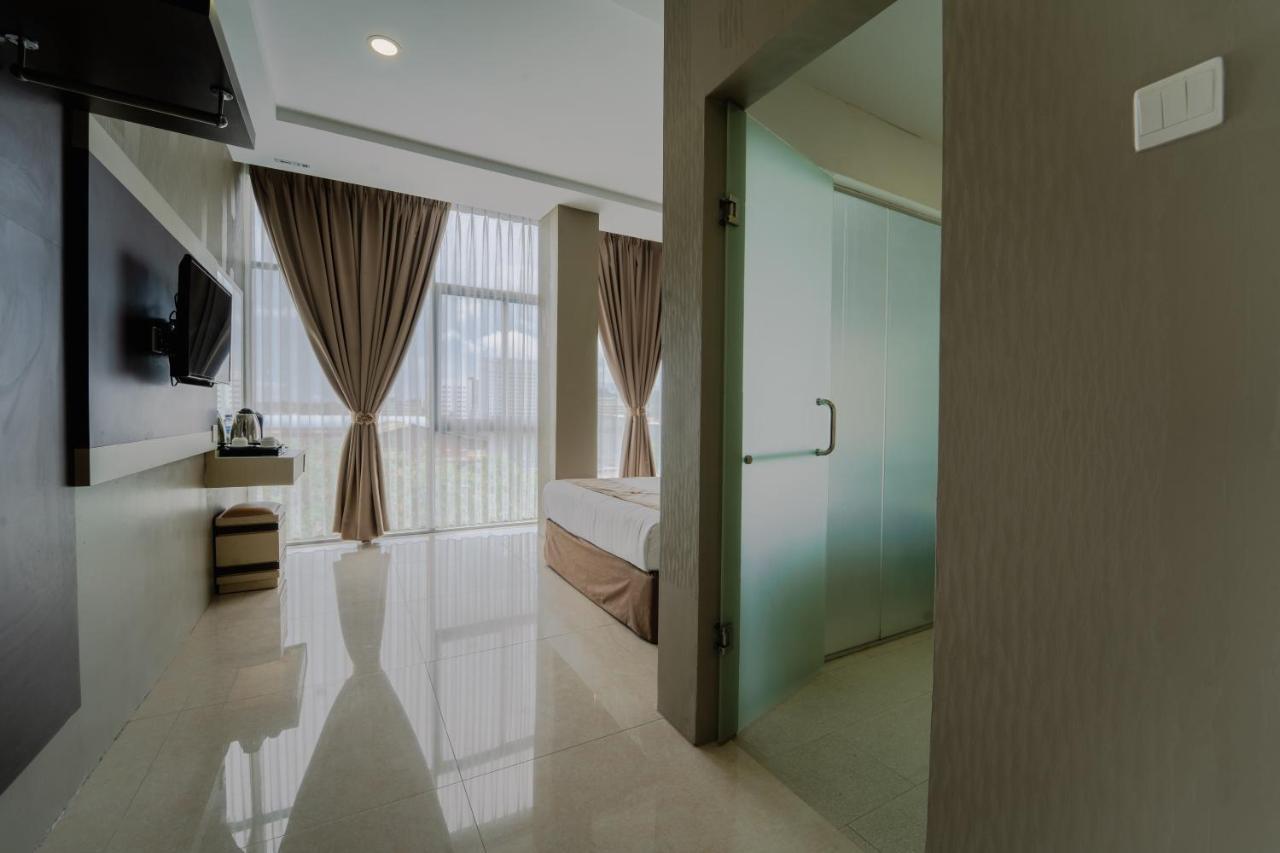 Osaka Hotel Batam Nagoya Kültér fotó